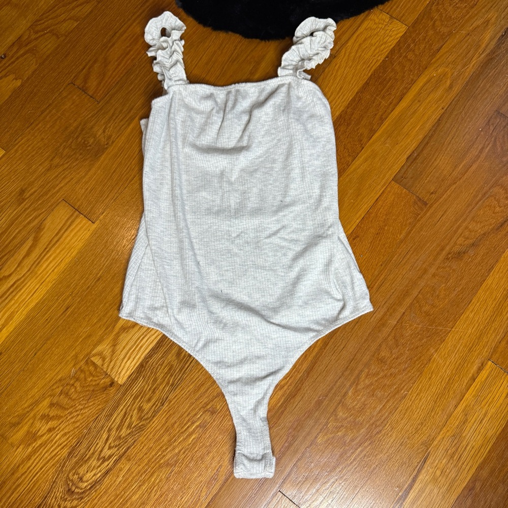 21 Saint Cream Neutral Thong Bodysuit Size Small